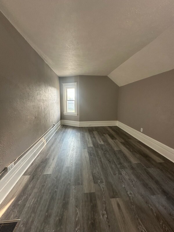 Foto del edificio - 1160 Sanford St
