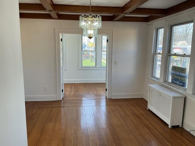 Building Photo - 73 W Edgar Rd