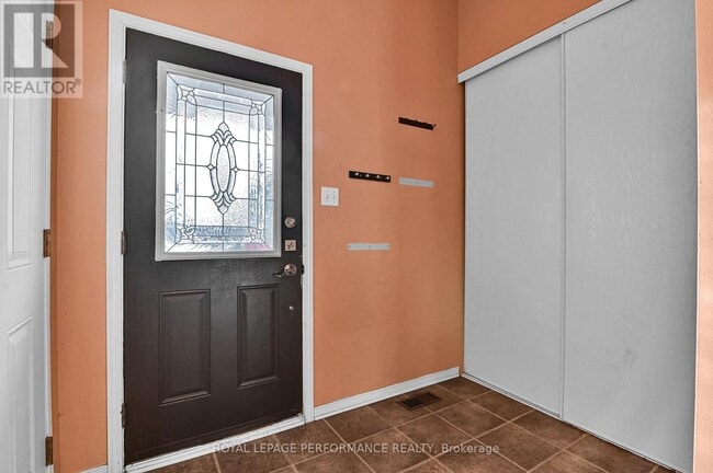 Building Photo - 622 Louis Toscano Dr