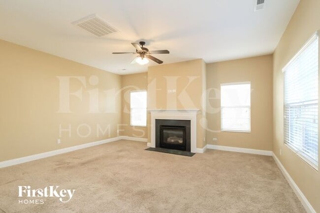 Building Photo - 2741 Timber Cove Ln
