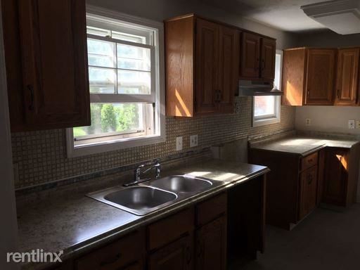 Building Photo - 4 br, 2 bath House - 4426 Silsby Rd