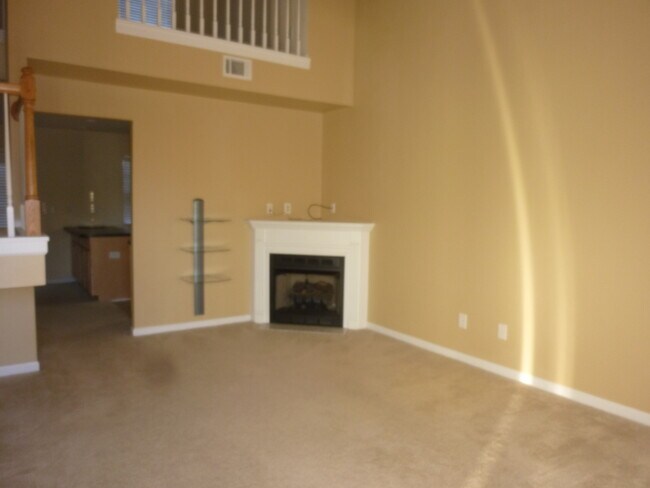Foto del edificio - Exclusively Offered by Muse Realty, LLC