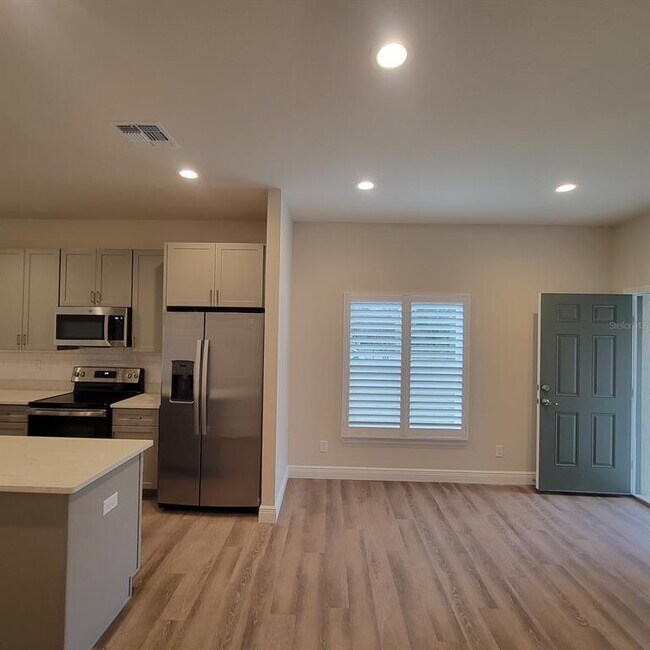 Foto del edificio - 1293 Disston Ave