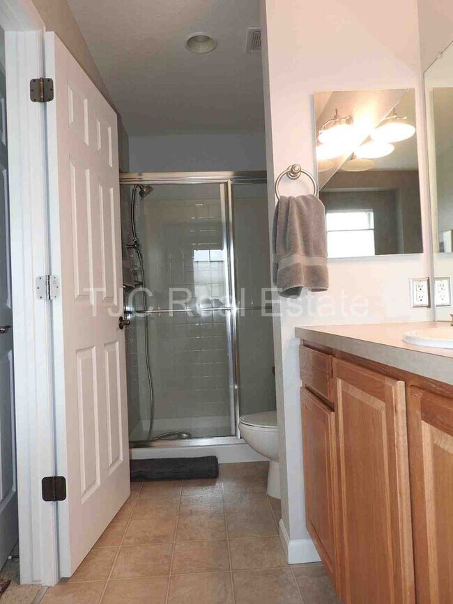 Foto del edificio - 8410 E 29th Ave