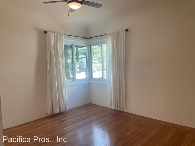 Foto del edificio - 2 br, 1 bath House - 5240 T Street
