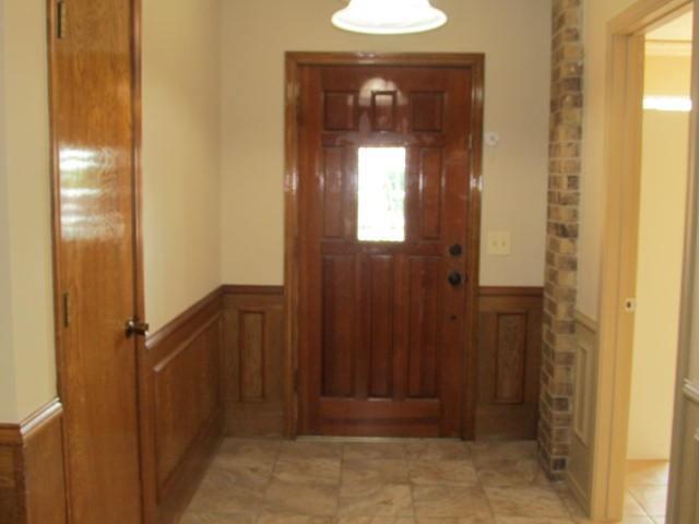 Building Photo - 3933 Bandera Dr