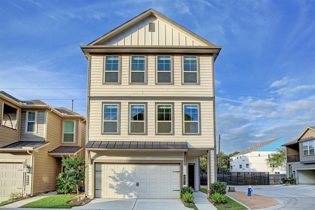 8604 Hollyoaks Creek Ln, Houston, TX 77063 House Rental in Houston