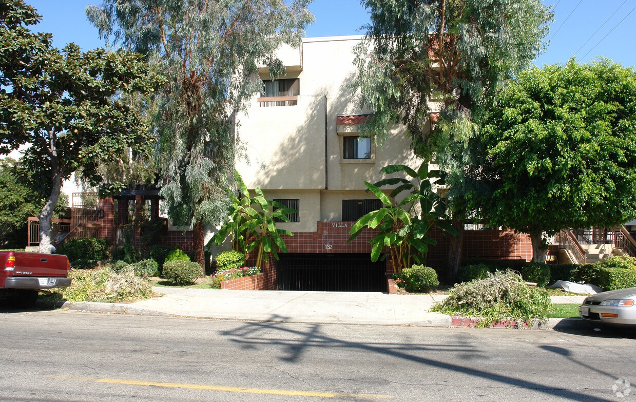 Primary Photo - 132 S Adams St