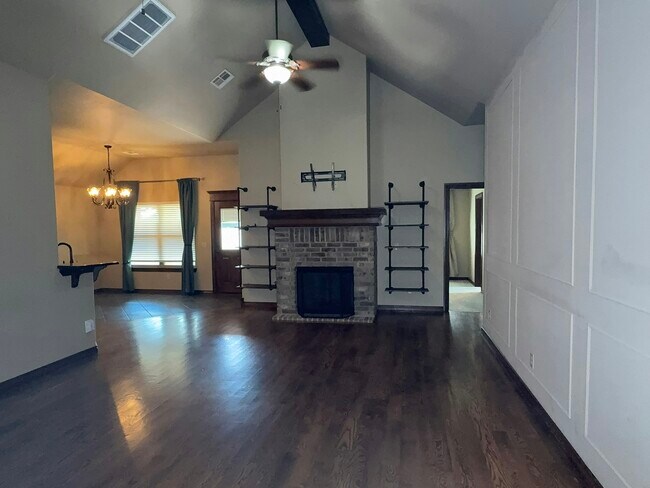 Building Photo - 18209 Bridlington Dr