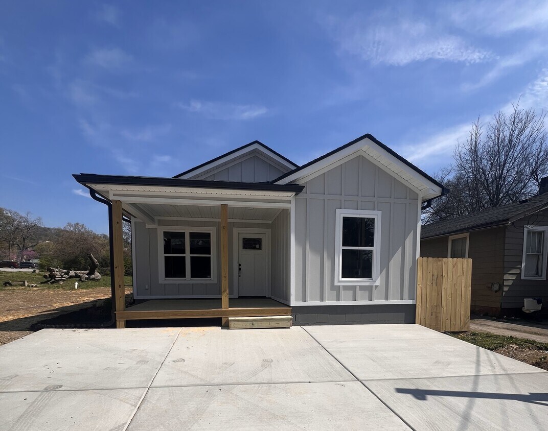 Foto principal - 610 Dodson Ave