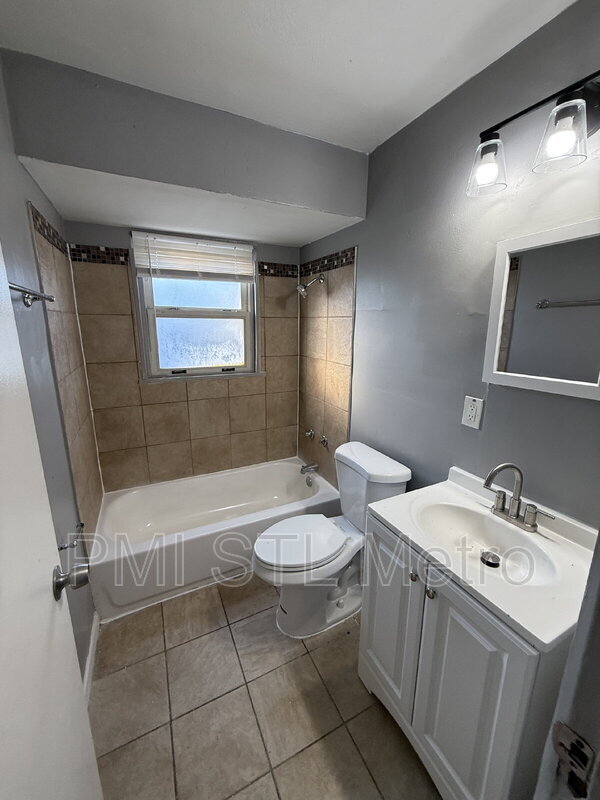 Foto del edificio - 6113 Washington Ave