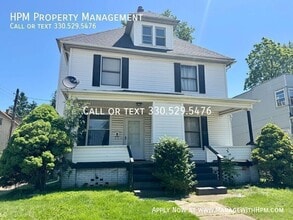 Building Photo - 1538 Woodland Ave NW