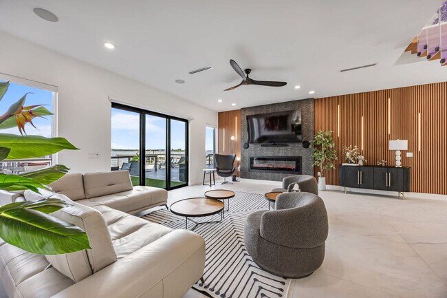 Building Photo - 2175 S Tropical Trail