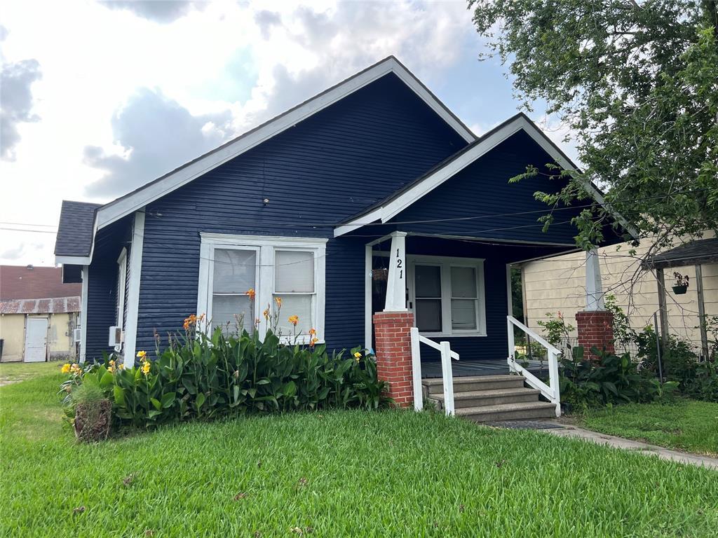 121 N Hagerman St Unit B, Houston, TX 77011 Room for Rent in Houston