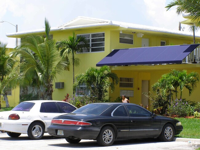 Building Photo - Bela Vista