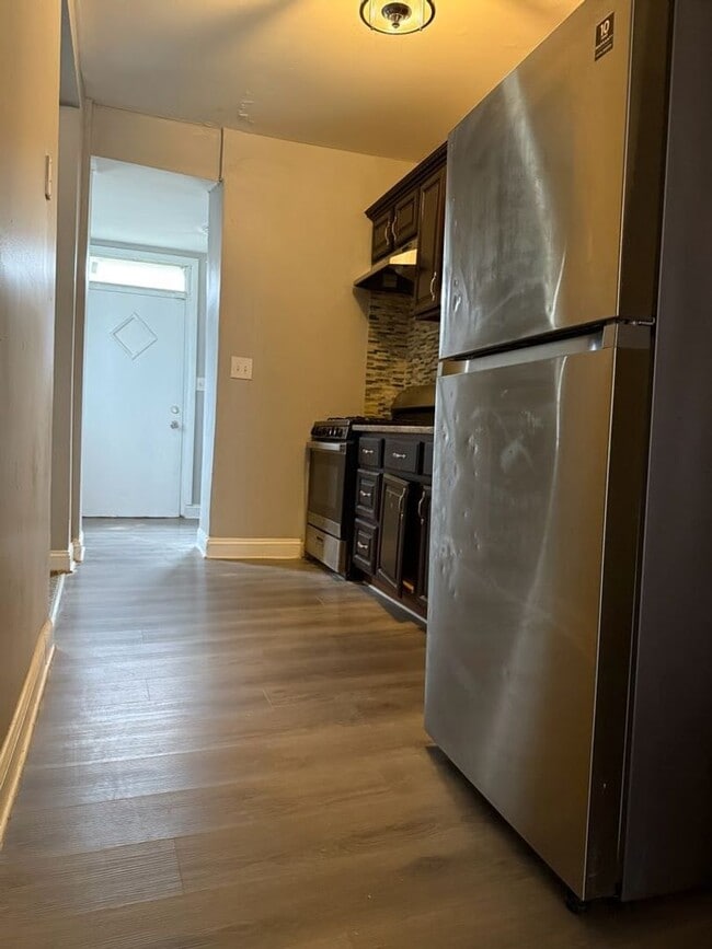 Foto del edificio - Three-Bedroom Home In Baltimore