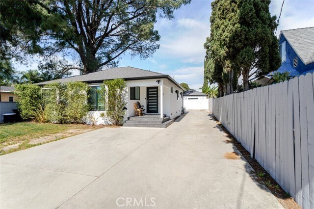 Foto del edificio - 11451 Calvert St