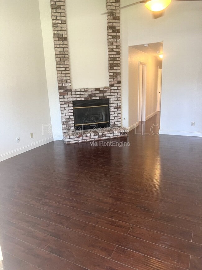 Foto del edificio - 2125 Northridge Dr