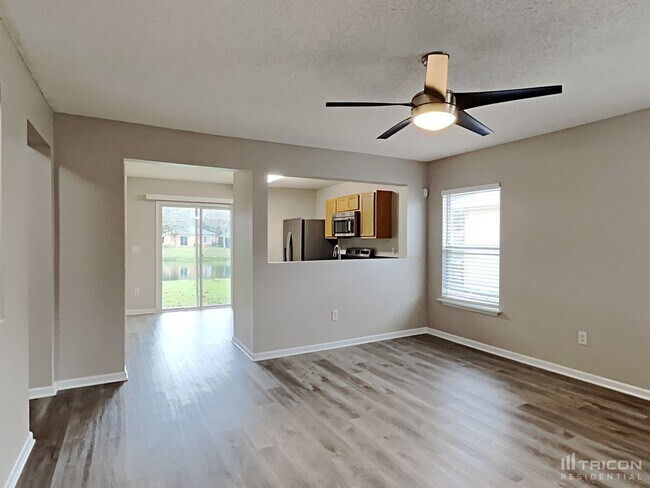 Foto del edificio - 713 Wynfield Cir