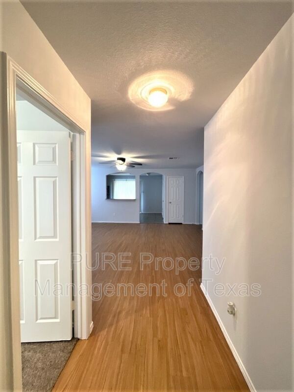 Building Photo - 610 Sherry Dr