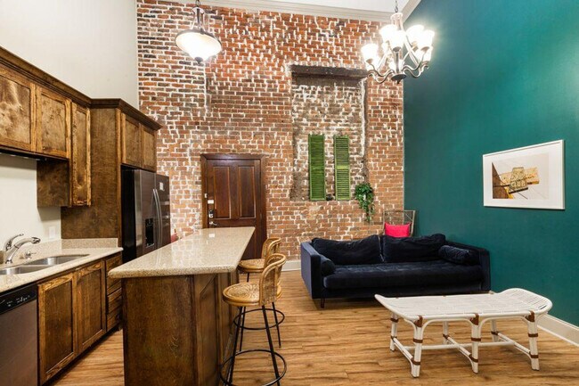 Foto del edificio - 30 Baronne St