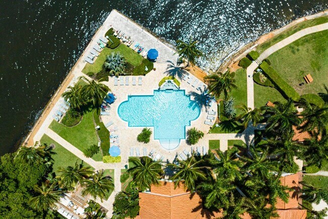 Foto del edificio - 131 Yacht Club Way