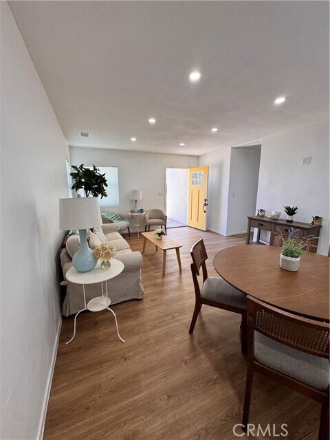 Foto del edificio - 26814 Mansfield St