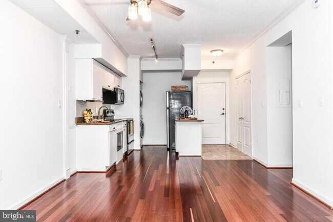 Foto del edificio - 1211 S Eads St