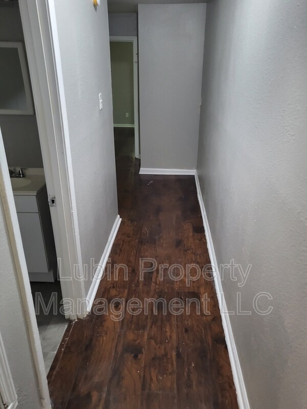 Foto del edificio - 3040 Sinclair St