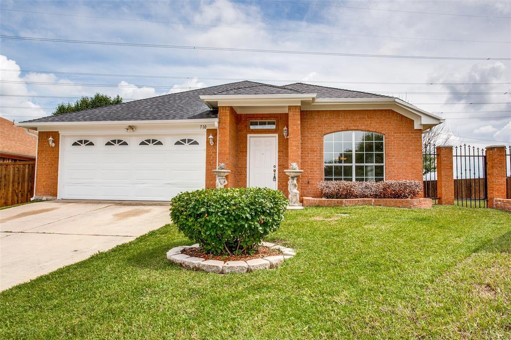 Primary Photo - 710 Ponselle Dr