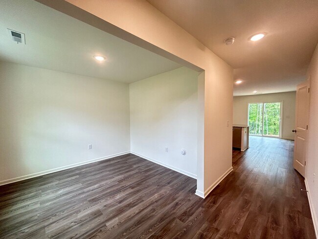 Foto del edificio - 724 Ironwood Ct