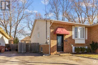 Building Photo - 1047 Vansickle Rd