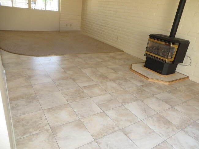 Building Photo - 203 Cuprite