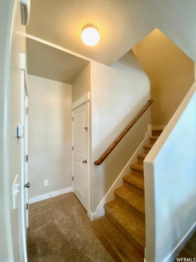 Foto del edificio - 2 bedroom in Eagle Mountain UT 84005