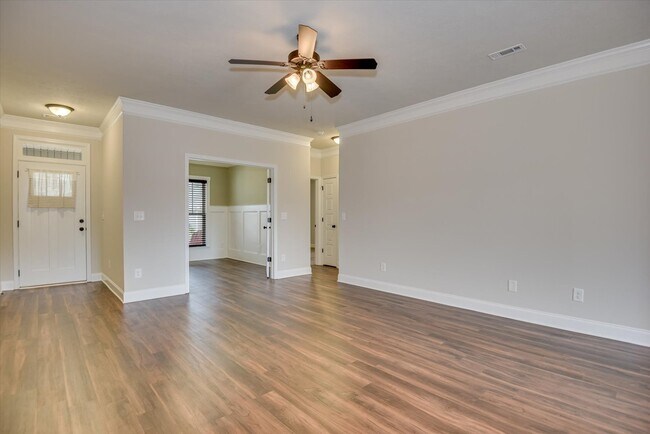 Foto del edificio - 1030 Swan Ct