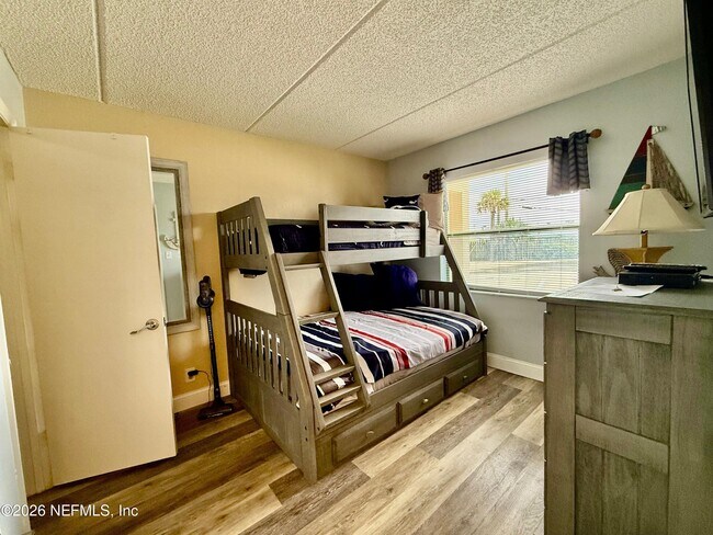 Foto del edificio - 2700 Ocean Shore Blvd