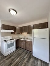 Building Photo - 1760 St Johns Blvd