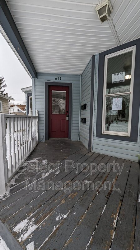 Building Photo - 611 Prospect Ave