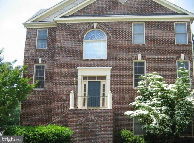 Foto del edificio - 1310 Wild Oak Terrace
