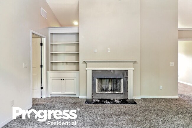 Building Photo - 100 Comet Ct