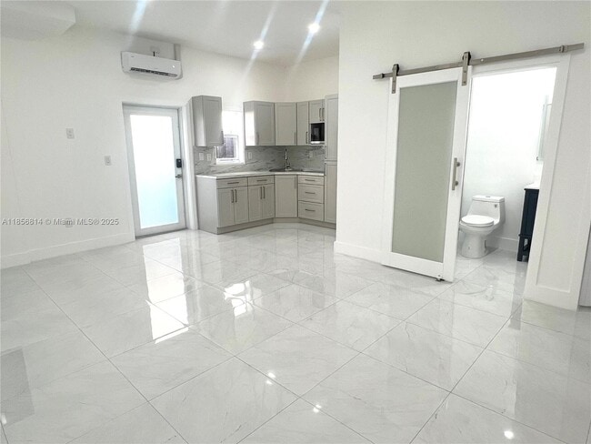Building Photo - 24424 SW 118 Ct