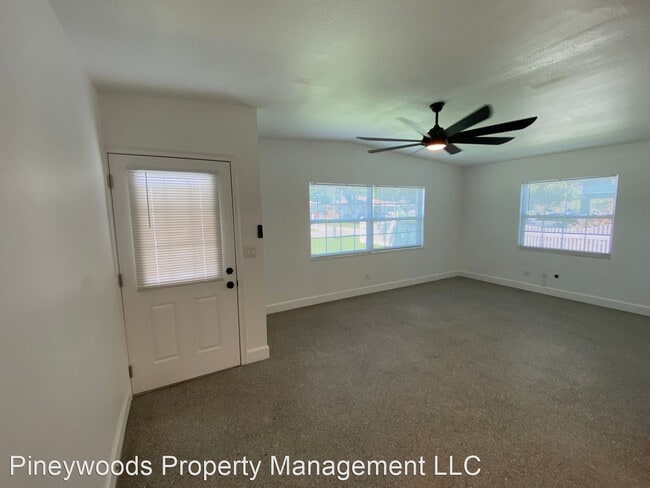 Building Photo - 3 br, 1 bath House - 3918 W. Lemon St.