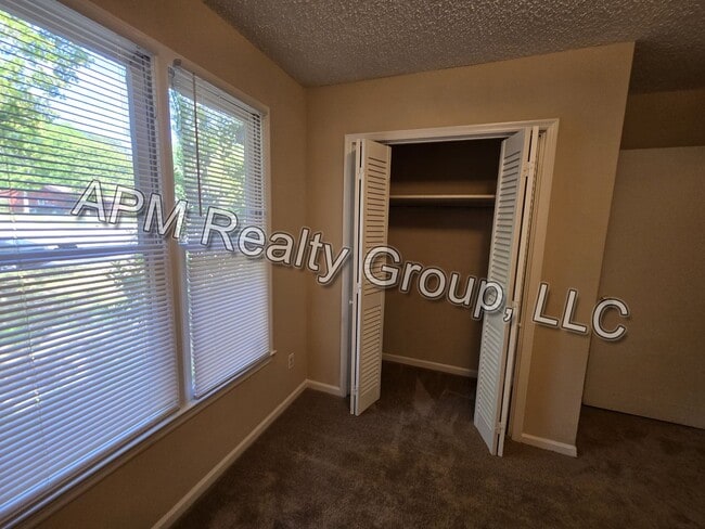 Building Photo - Harbison Community family home