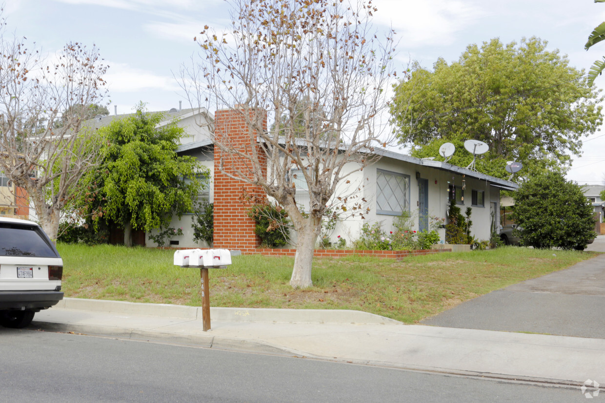 Foto principal - Costa Mesa Cottages