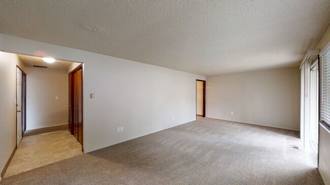 2 bed apt - Washington Terrace