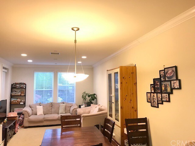 Foto del edificio - 2349 Jefferson St