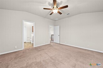 Building Photo - 110 Brazoria Trail