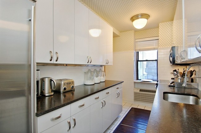 Foto del edificio - 985 5th Ave