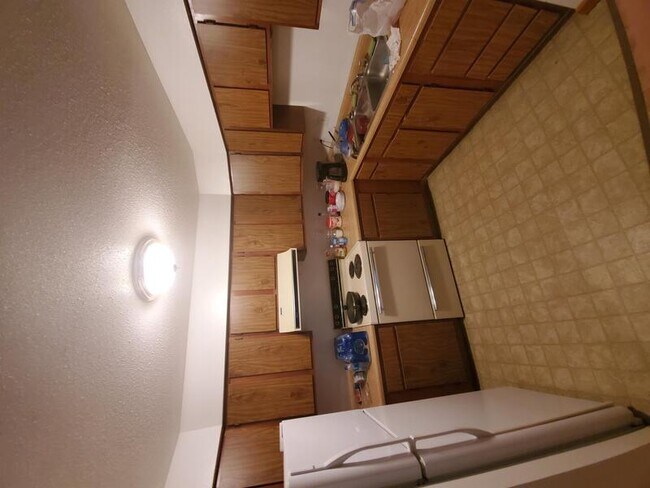 Foto del edificio - 725 S 11th St