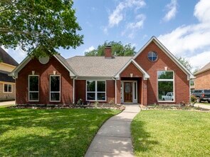 Building Photo - 2414 Shoal Creek